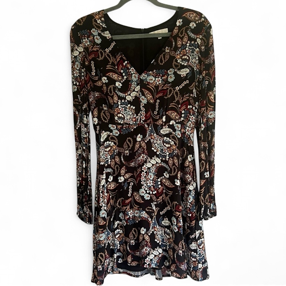 WAYF Dark Floral V-Neck Mini Dress Whimsigoth Fairy Grunge Romantic Goth Size M